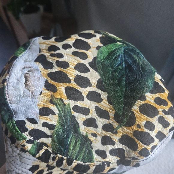 Dolce & Gabbana Bucket Hat – Brand New w/ Tags